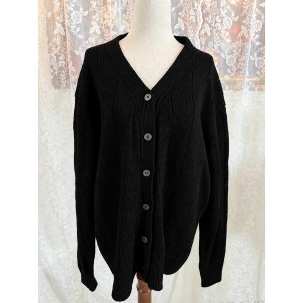 Black Ribbed Knit V-Neck Button Front Cardigan Sweater Relaxed Fit